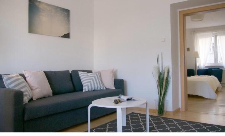Spacious 2rooms In The Center