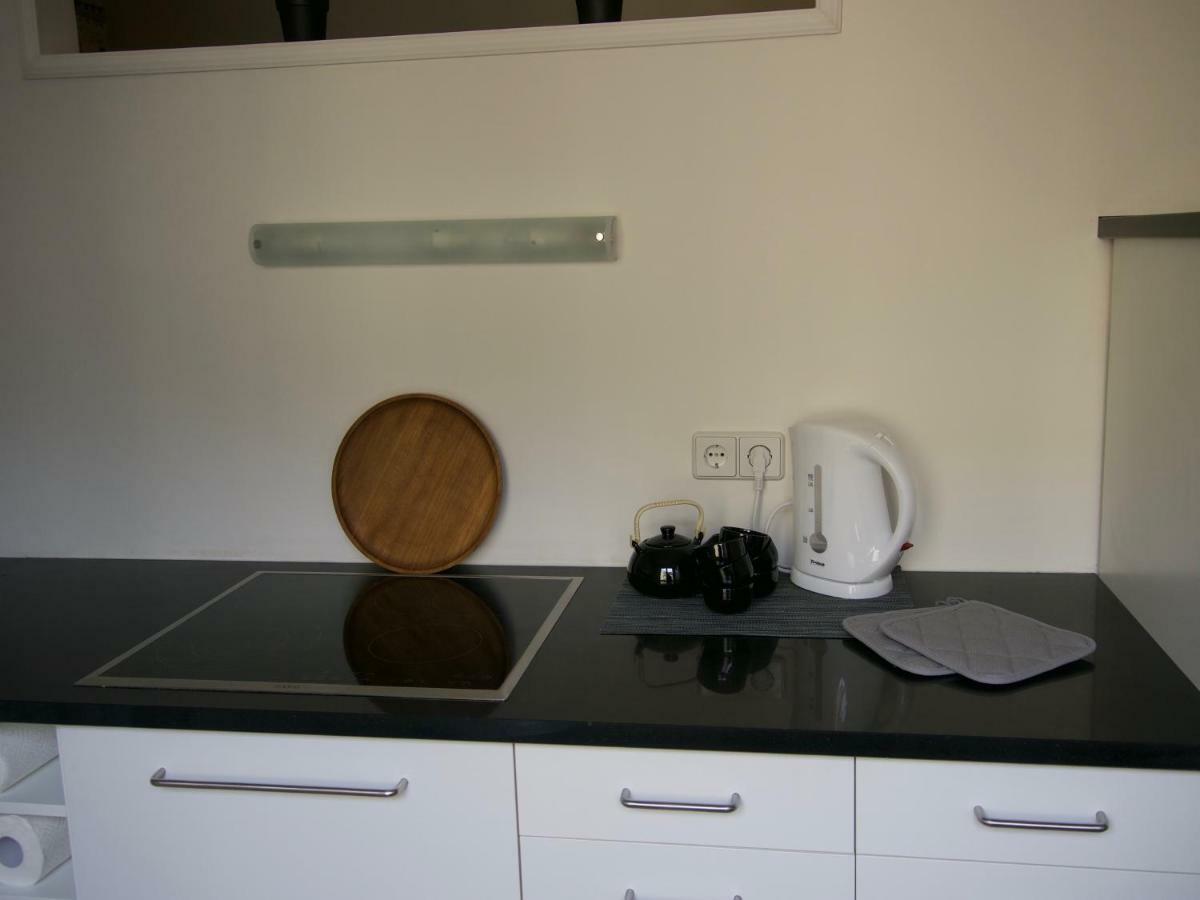 Spacious 2rooms In The Center Apartment *